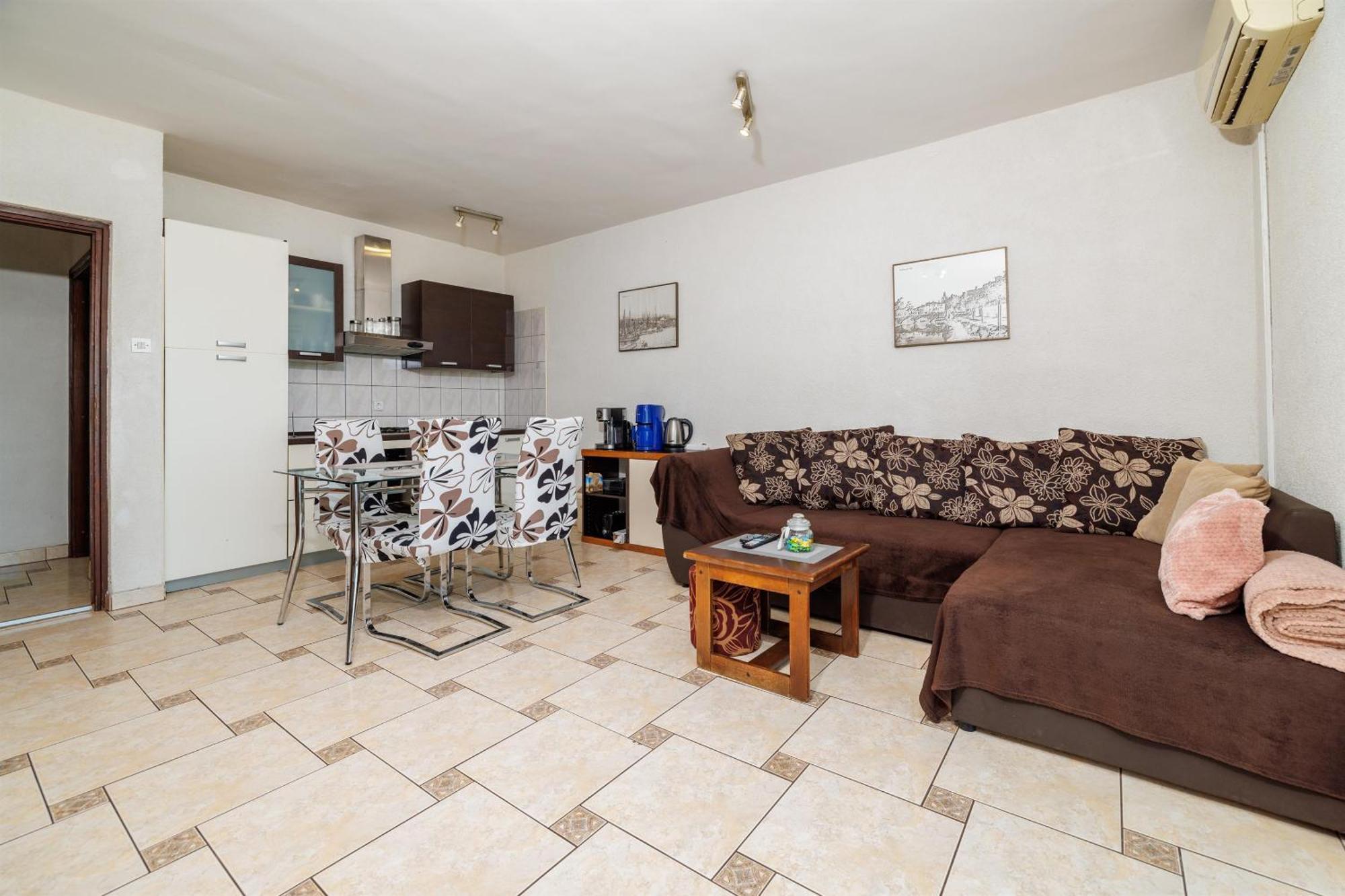 Apartments Buneta ツリクヴェニツァ エクステリア 写真